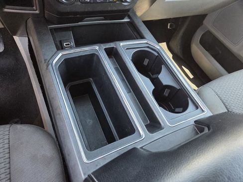 Used 2019 Ford F150 XLT w/ Equipment Group 302A Luxury AWD/4WD image 12