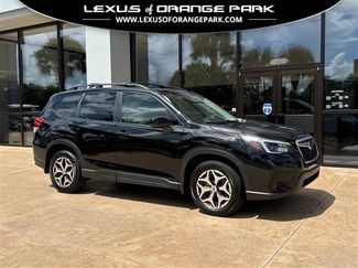 Used 2021 Subaru Forester Premium image 1