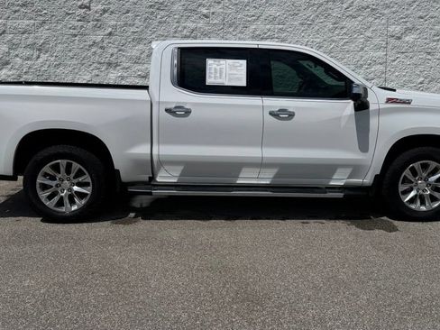 Used 2022 Chevrolet Silverado 1500 LTZ AWD/4WD image 2