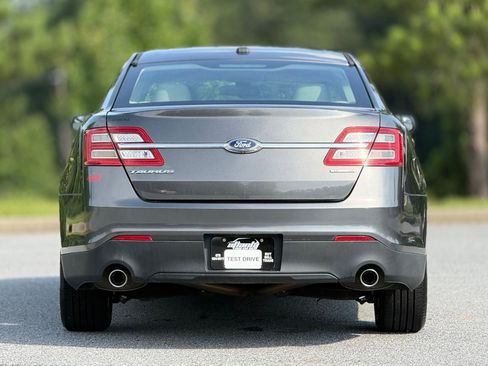 Used 2016 Ford Taurus SE FWD image 6