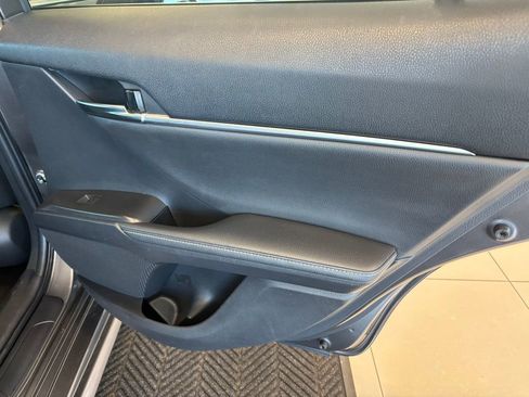 Used 2021 Toyota Camry XSE FWD image 29