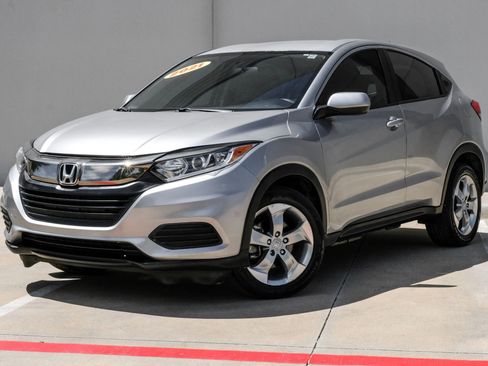 Used 2021 Honda HR-V LX image 14
