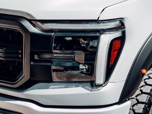 New 2025 Ford F150 XLT w/ Equipment Group 303A High image 36