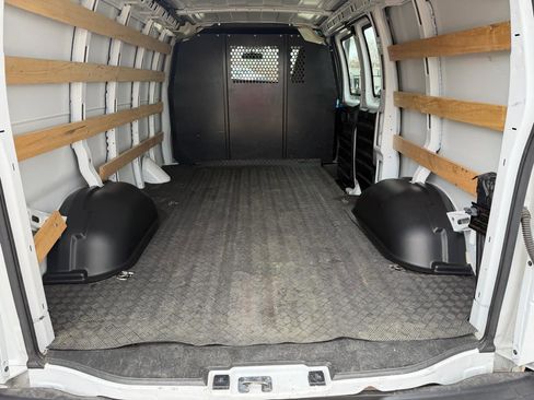 Used 2024 Chevrolet Express 2500 w/ Driver Convenience Package image 13