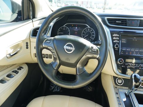 Used 2023 Nissan Murano SL w/ SL Moonroof Package image 16