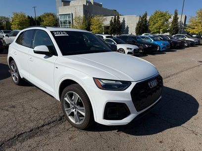 Certified 2025 Audi Q5 2.0T Premium w/ Convenience Plus Package
