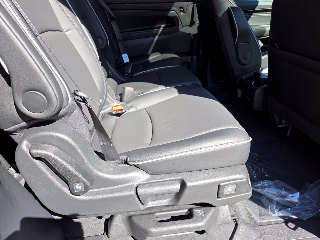 New 2027 Honda Odyssey Touring image 32