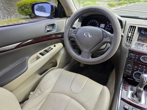 Used 2012 INFINITI G37 x Sedan w/ Premium Pkg AWD/4WD image 29
