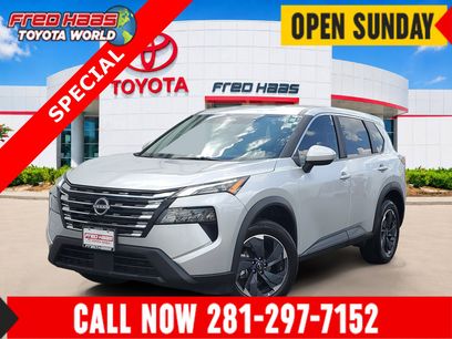 Used 2025 Nissan Rogue SV
