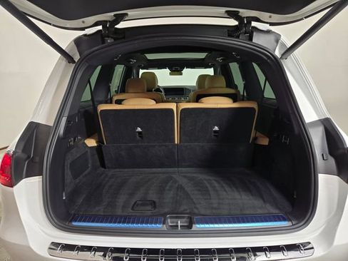 Certified 2026 Mercedes-Benz GLS 450 4MATIC image 11