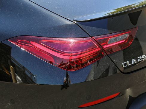 Certified 2026 Mercedes-Benz CLA 250 image 8
