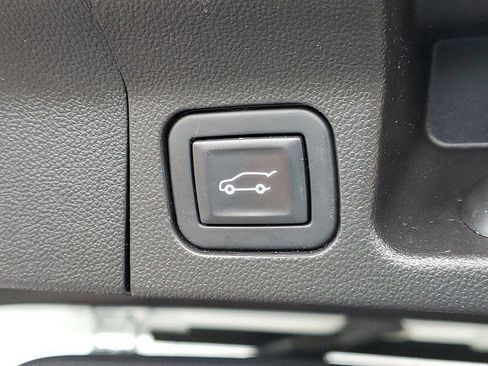 Used 2020 GMC Acadia SLE w/ Driver Convenience Package FWD image 35