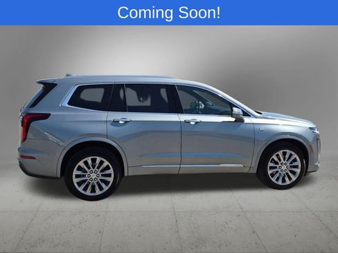 Used 2023 Cadillac XT6 Premium Luxury AWD/4WD image 7