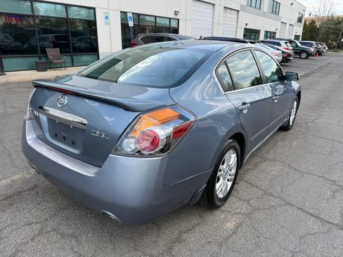 Used 2011 Nissan Altima 2.5 SL w/ Technology Pkg image 4