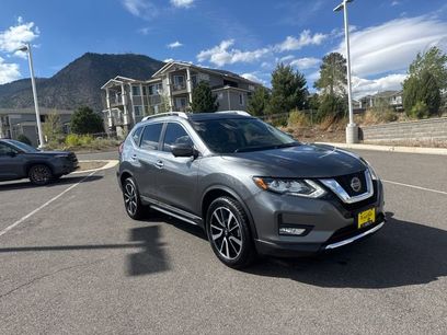 Used 2019 Nissan Rogue SL w/ Premium Package