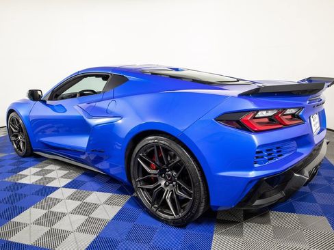 Used 2024 Chevrolet Corvette Z06 w/ Stealth Interior Trim Package image 6