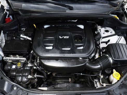 Used 2018 Jeep Grand Cherokee Altitude image 10