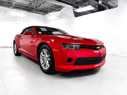 Used 2015 Chevrolet Camaro LT RWD image 11