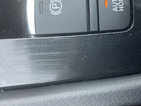 Used 2025 Nissan Rogue S FWD image 27