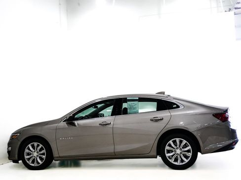 Used 2025 Chevrolet Malibu LT FWD image 5