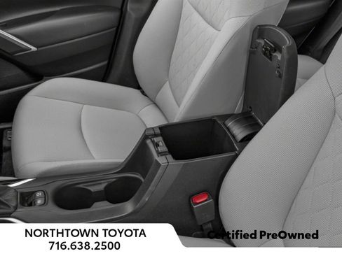 Used 2023 Toyota Corolla Cross L image 10