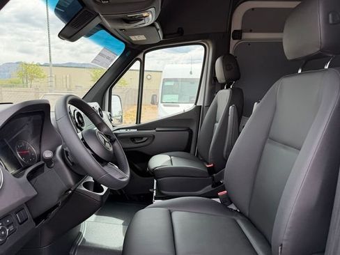 New 2026 Mercedes-Benz Sprinter 2500 image 11