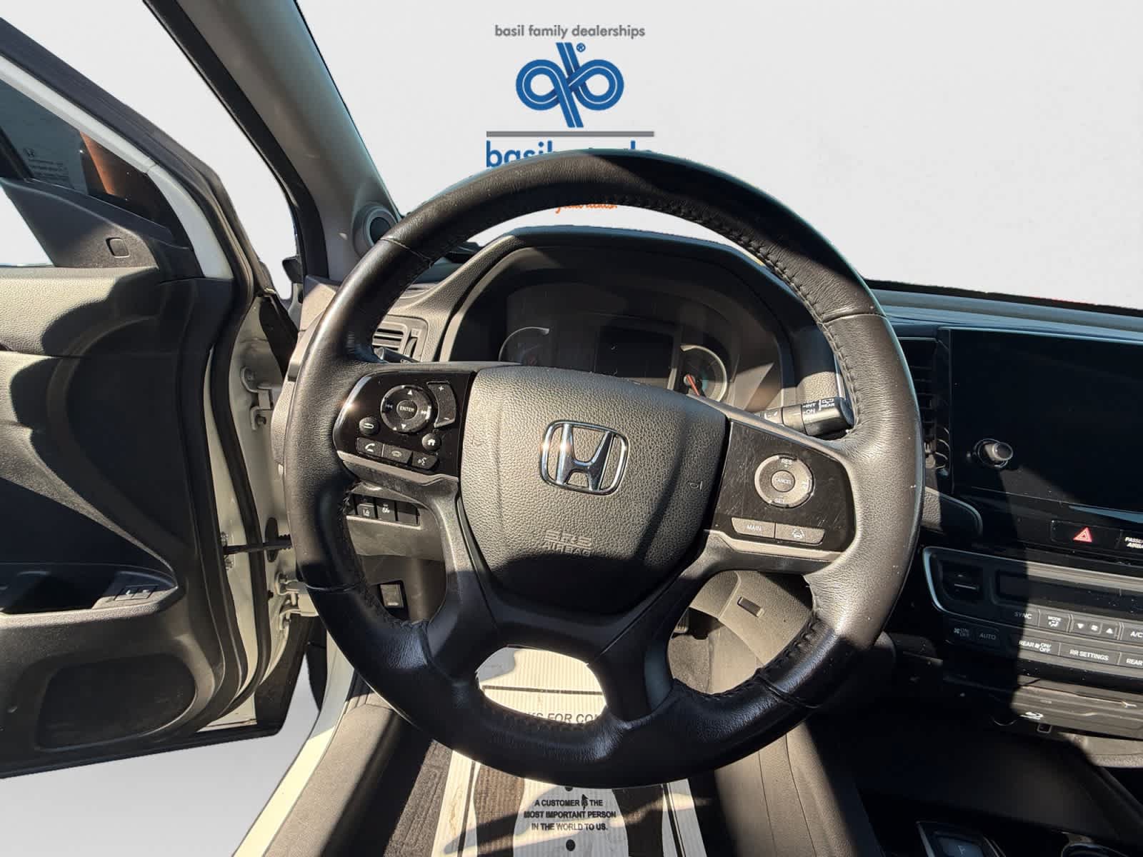 Used 2019 Honda Pilot Touring image 17