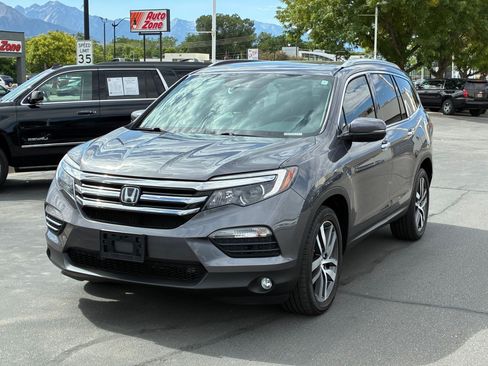 Used 2016 Honda Pilot Touring image 10