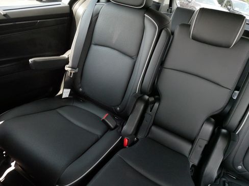 Certified 2026 Honda Odyssey Elite image 12