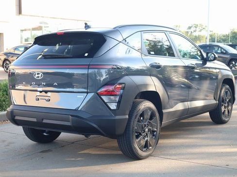 New 2026 Hyundai Kona SEL Premium image 5