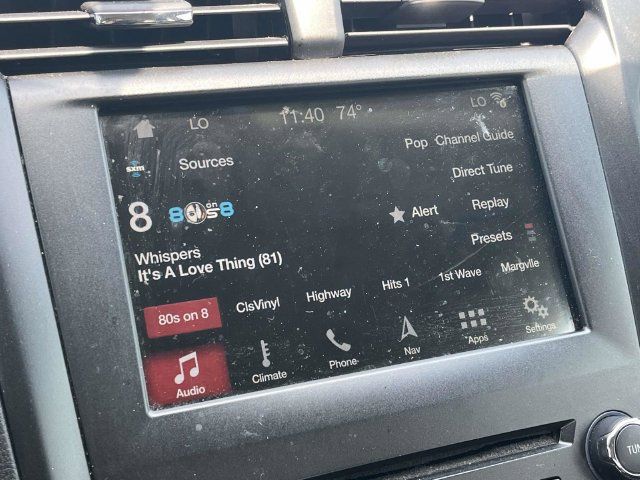 Used 2018 Ford Fusion SE w/ Equipment Group 201A FWD image 29