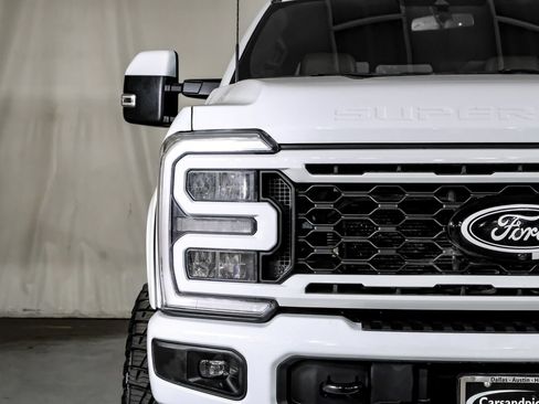 Used 2024 Ford F250 Lariat w/ Sport Appearance Package AWD/4WD image 40