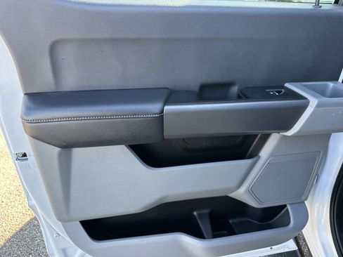 Used 2025 Ford F250 XLT image 30