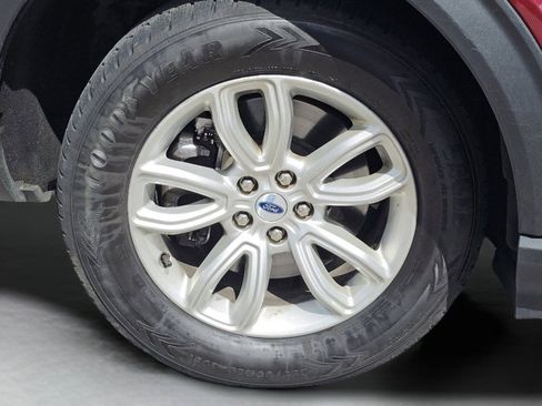 Used 2023 Ford Explorer 4WD Police Interceptor image 16