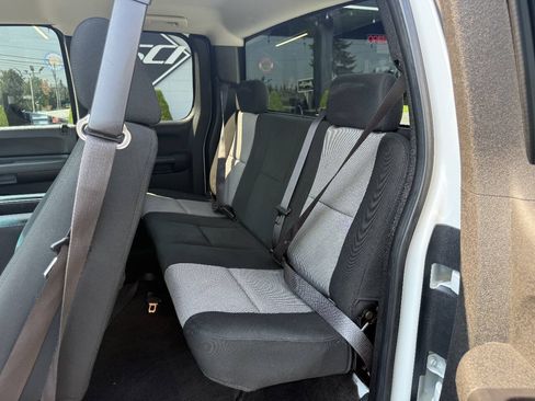 Used 2009 Chevrolet Silverado 1500 LS AWD/4WD image 12