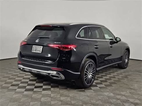 Certified 2025 Mercedes-Benz GLC 300 4MATIC image 5