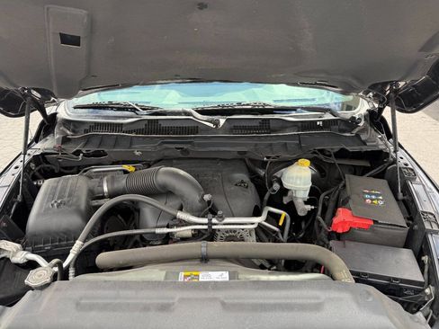 Used 2013 RAM 1500 Express image 28