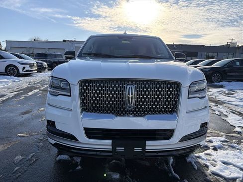 Certified 2022 Lincoln Navigator L Reserve image 8