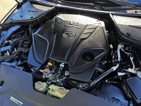 Used 2019 INFINITI Q50 Luxe w/ All Weather Package (L93) image 29