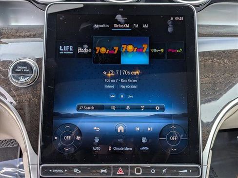 Used 2026 Mercedes-Benz GLC 300 4MATIC image 14