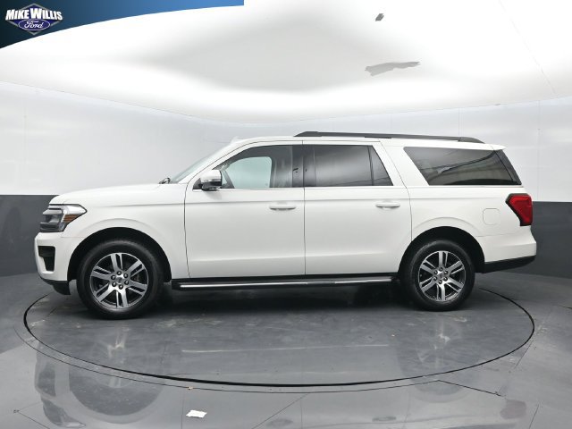 Certified 2023 Ford Expedition Max XLT RWD image 4