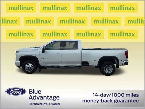 Used 2022 Chevrolet Silverado 3500 High Country AWD/4WD image 12