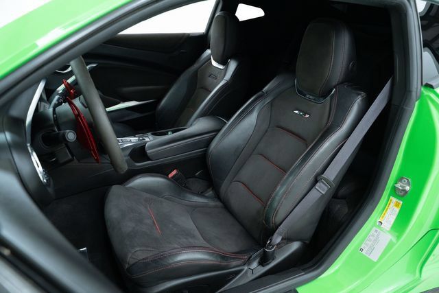 Used 2017 Chevrolet Camaro ZL1 RWD image 20