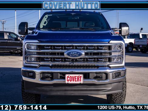 New 2026 Ford F250 Lariat w/ FX4 Off-Road Package image 4
