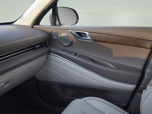 Used 2022 Genesis GV80 3.5T w/ Prestige Package 07 image 18