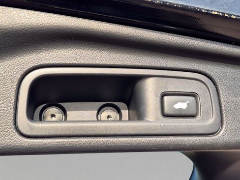 Used 2017 Honda Pilot EX-L image 10