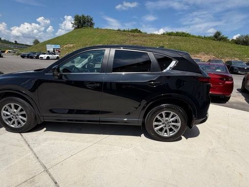 Certified 2025 MAZDA CX-5 AWD 2.5 S w/ Preferred Package image 4