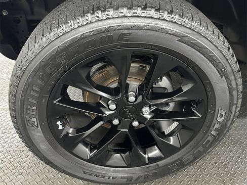 Used 2021 Jeep Wrangler Unlimited Sahara w/ Cold Weather Group image 13