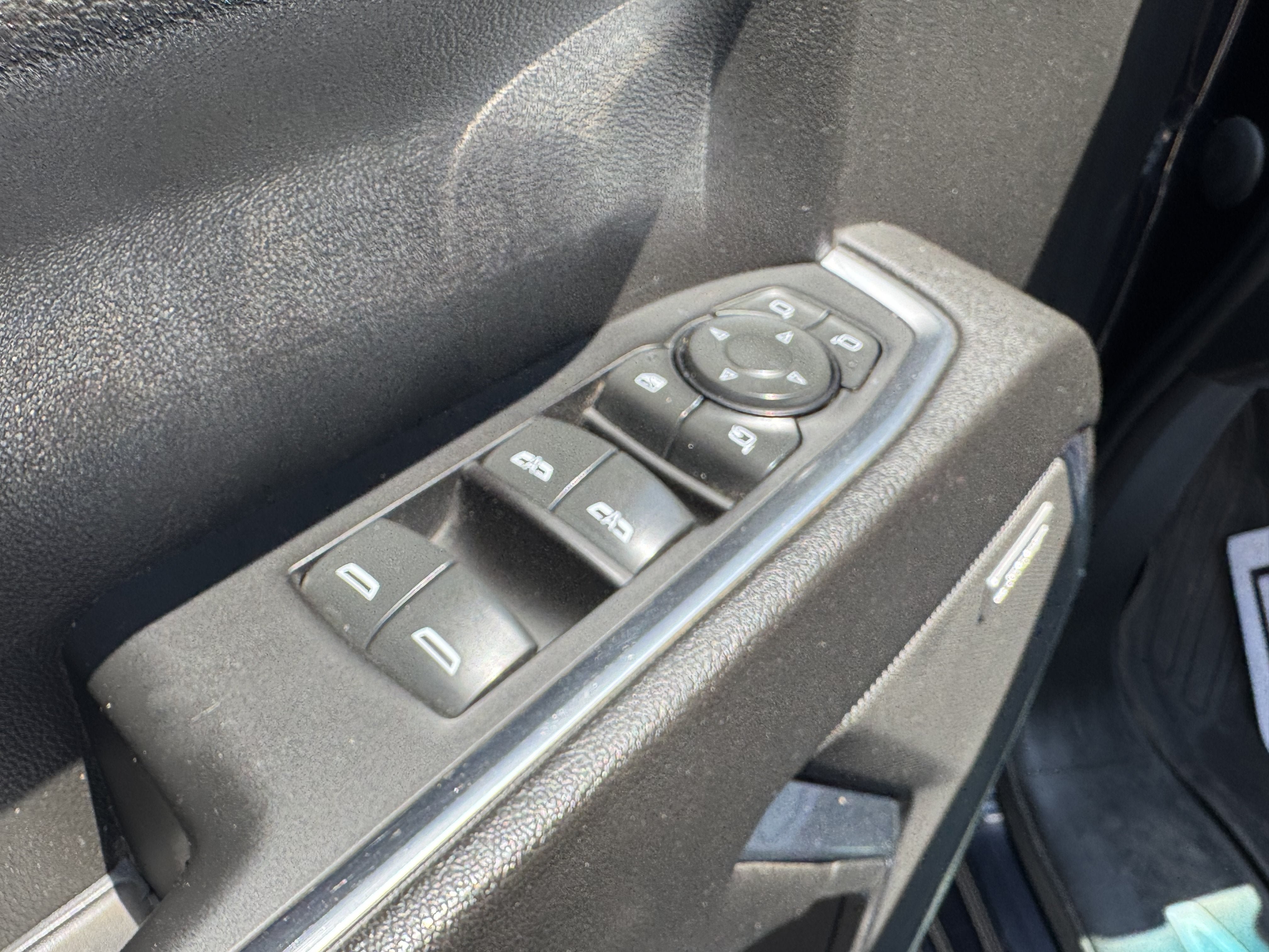Used 2023 GMC Sierra 1500 SLT w/ SLT Premium Package AWD/4WD image 19