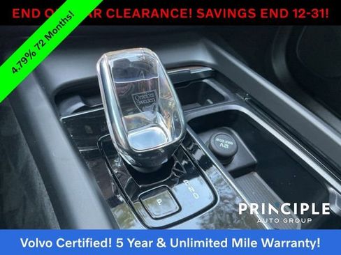 Certified 2023 Volvo XC60 B5 Ultimate w/ Protection Package Premier image 23